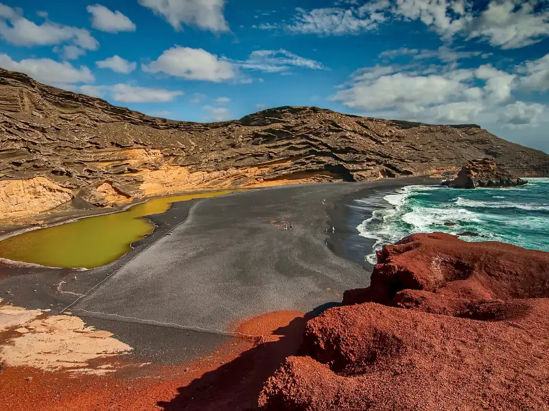 Lanzarote, uno de los destinos donde viajar en junio